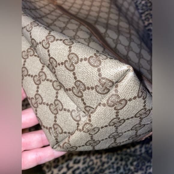 Gucci GG Tote Bag - Picture 11 of 13